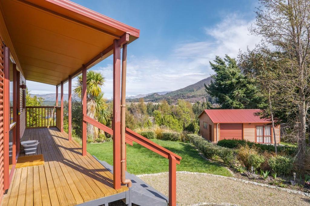 Korimako Ridge - Lake Hawea Holiday Home Exteriör bild